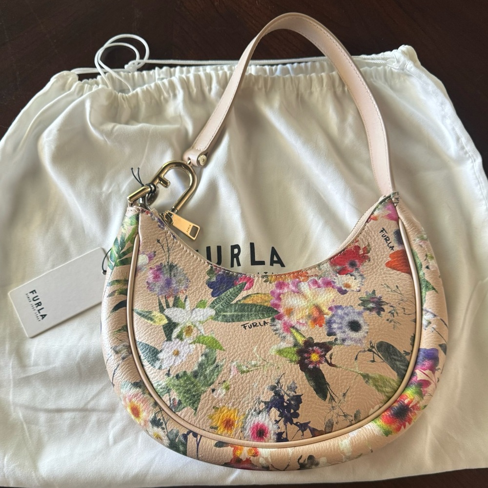 Furla Primavera Leather handbag